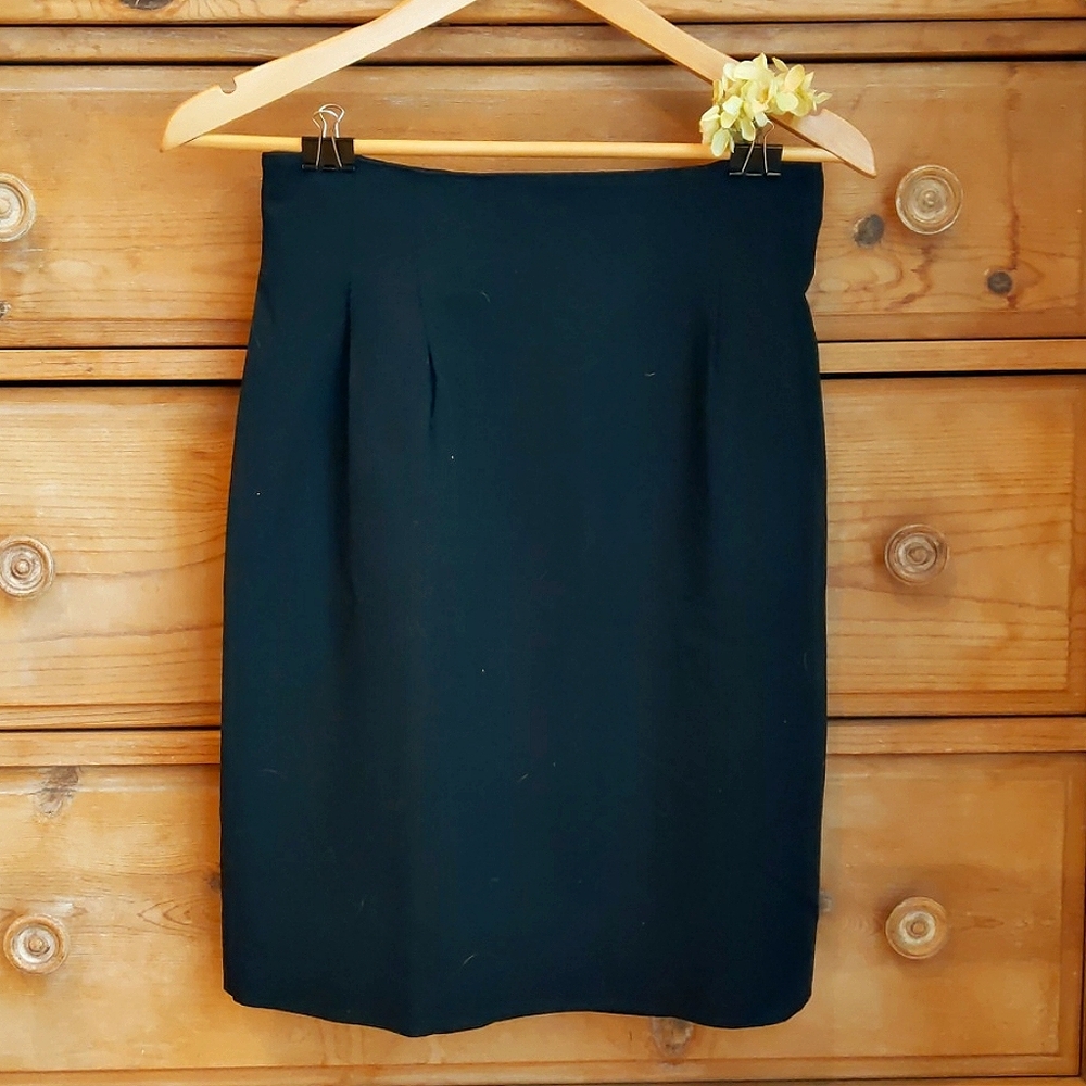 Toni Garment Black Knee-length Skirt 28-29" Waist